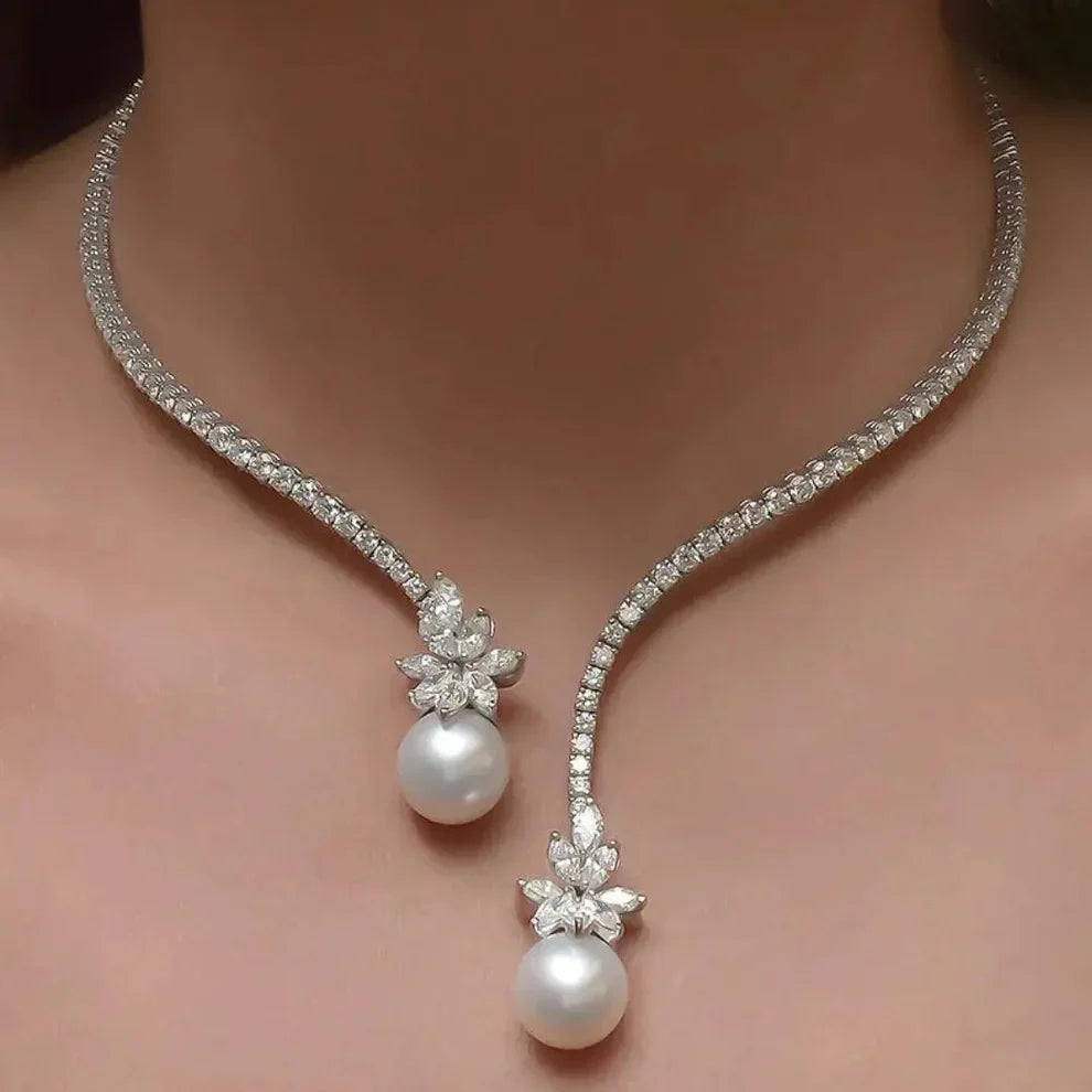 Elegante collana in argento brillante