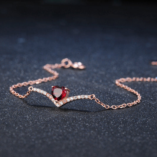 Elegante bracciale a cuore rosso